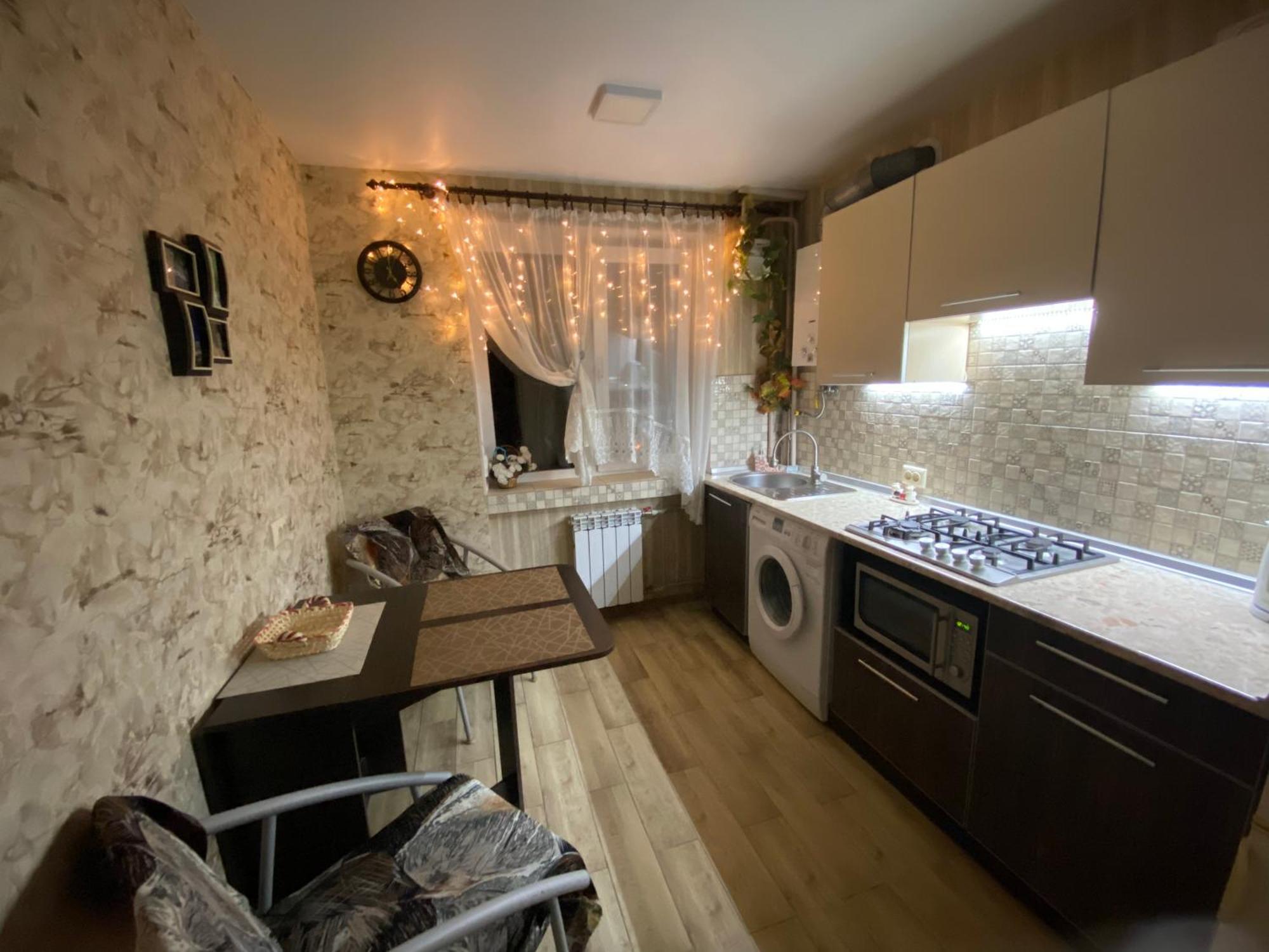 Apartment 30 M2 On Sergei Esenin 11 Kharkiv Exterior photo
