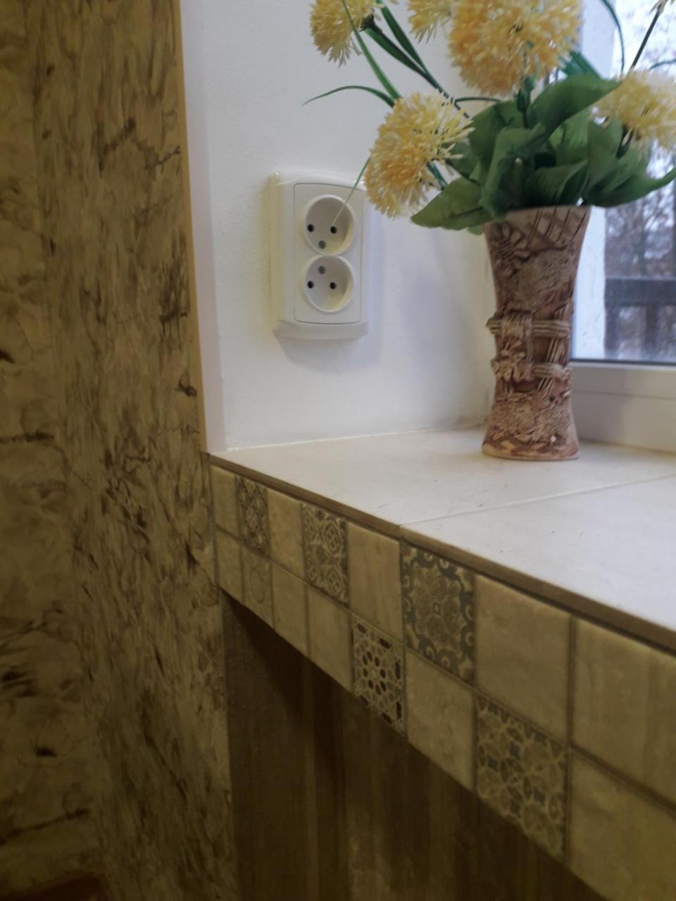 Apartment 30 M2 On Sergei Esenin 11 Kharkiv Exterior photo